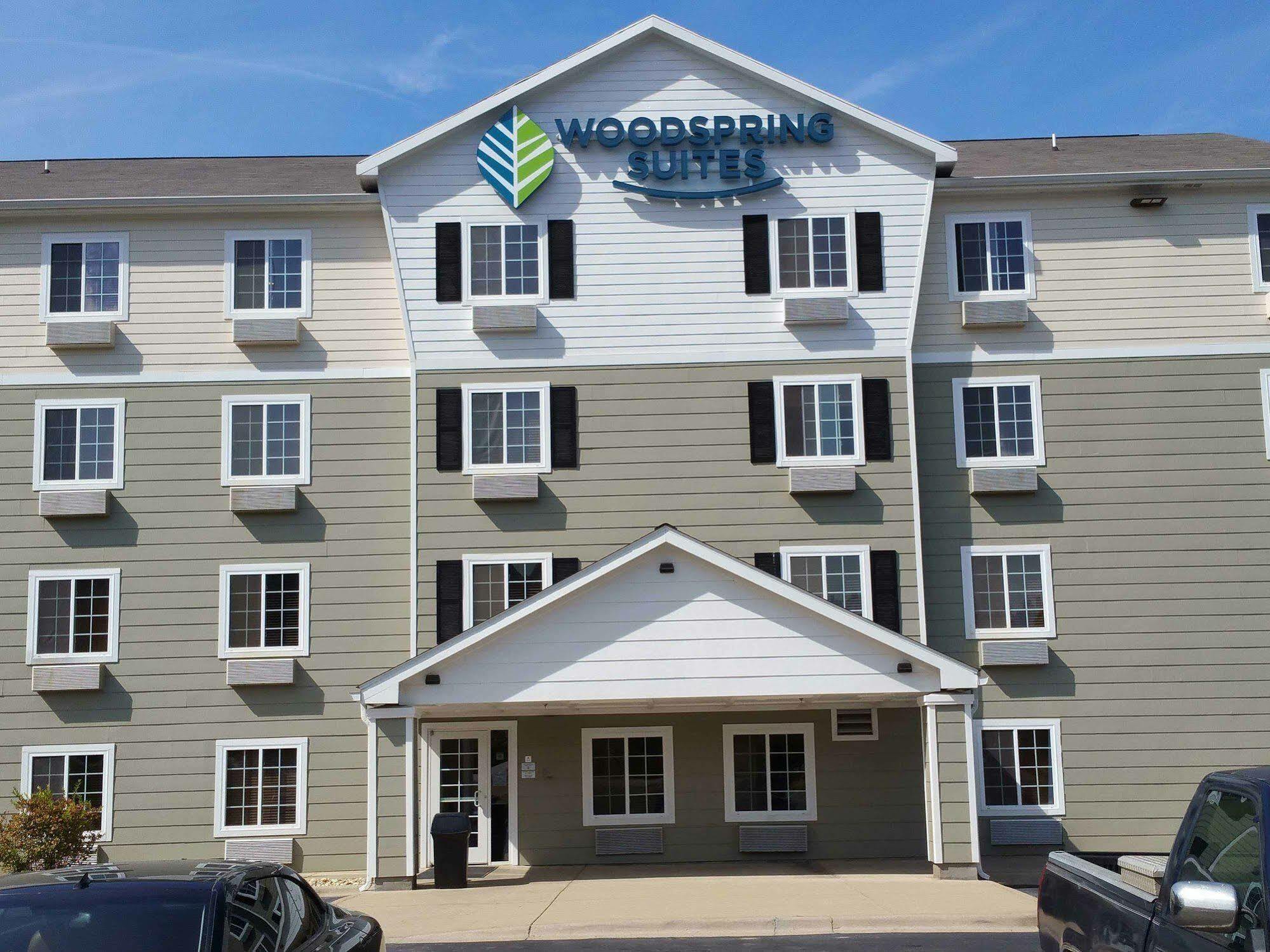 Woodspring Suites Louisville Southeast Forest Hills Exterior photo